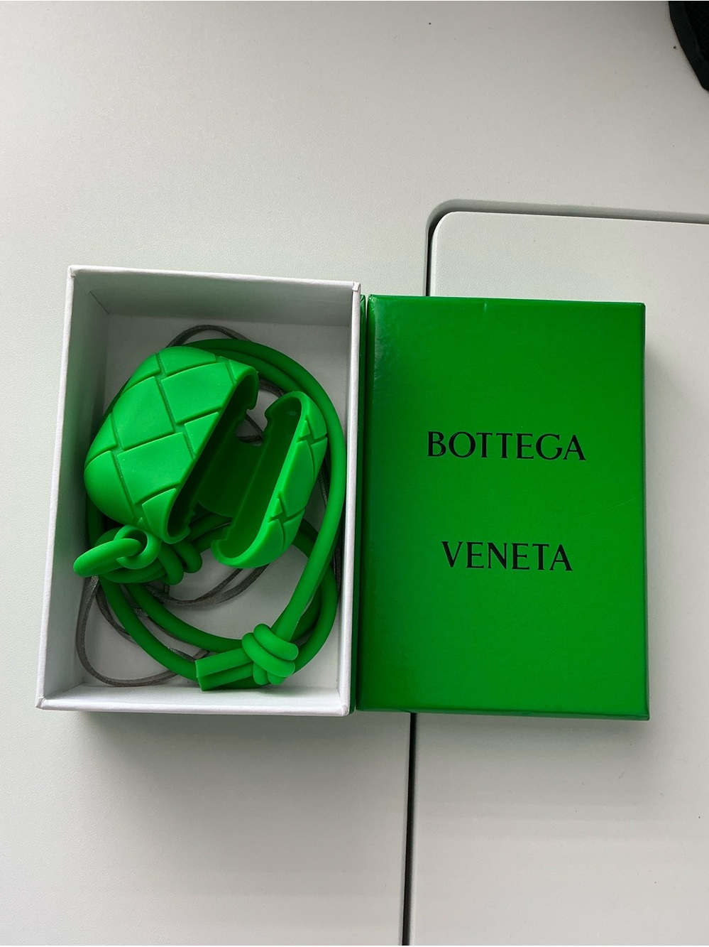 Bottega Veneta Intrecciato AirPods Pro Case with Strap - Picture 6 of 7